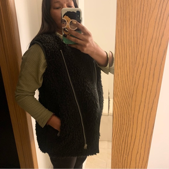 Zara Fuzzy Vest - Picture 8 of 8
